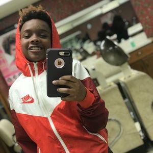 Meet your Posher, Jay